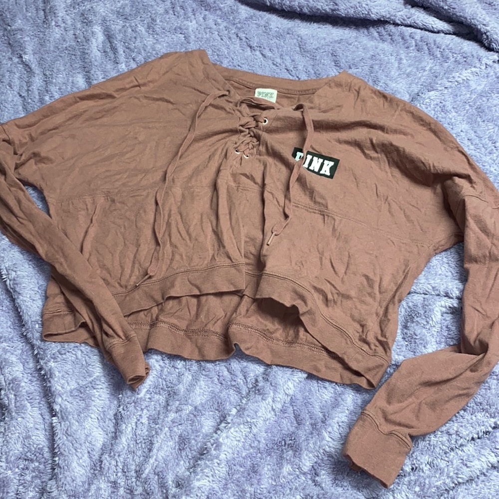 PINK long sleeve cropped shirt